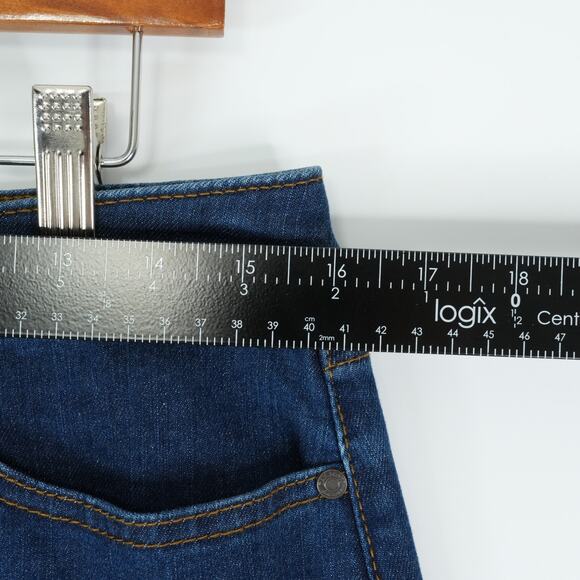 Talbots Skirt Womens 6 (32x19.5) Blue Denim Jean Mini Dark Wash Stretch - Picture 5 of 6